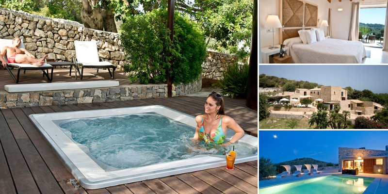 Curated visual reference: 21 Seductive Hotel Rooms With Hot Tub In Room Photo Inspiration